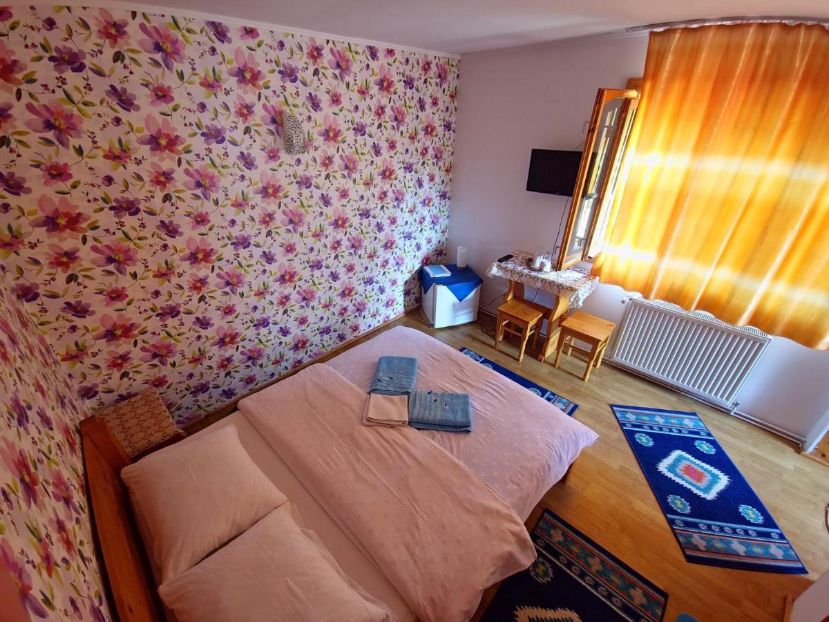 Casa Lav Hotel Sinaia Buitenkant foto